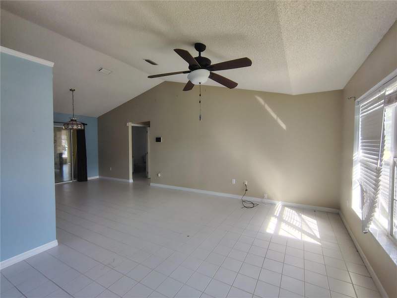 2 bedroom Single Family Residence at 2849 SW 140th Place, Marion Oaks Un 1, Ocala — photo 2