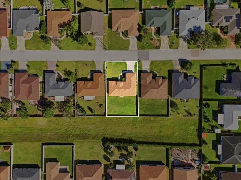 7123 Summit Drive, Winter Haven FL - photo 11 of 53