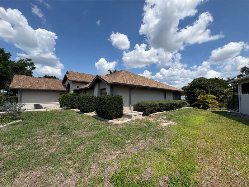 4 bedroom Single Family Residence at 7540 Coco Plum, Punta Gorda Isles Sec 18, Punta Gorda — photo 4