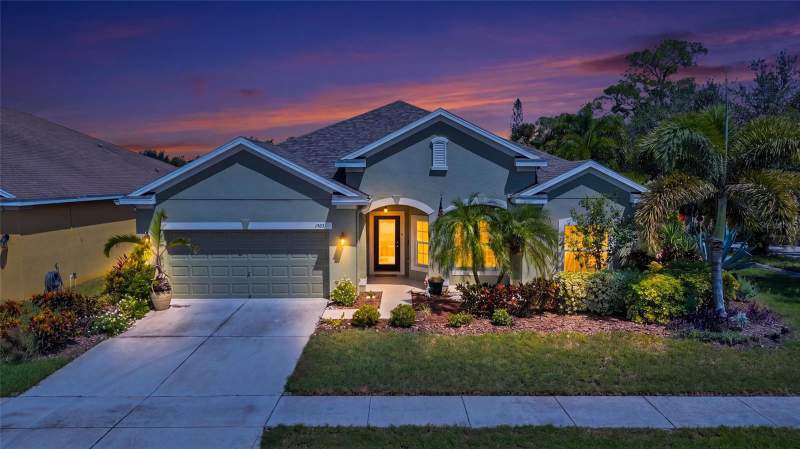 1503 YALE CASTLE COURT home for sale in Bahia Lakes