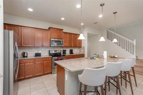 9025 Rhodes Street, Kissimmee FL - photo 10 of 43