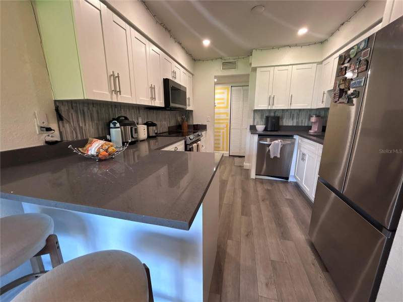 3 bedroom Condominium at 4401 S Semoran Boulevard #4, Avalion, Orlando — photo 5