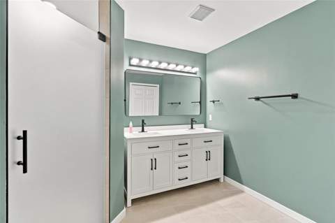 304 NE 20th Terrace, Cape Coral FL - photo 17 of 35