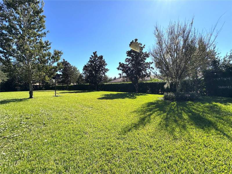 3 bedroom Townhouse at 8474 Kelsall Drive, Eagle Crk Ph 01C-Vlg D, Orlando — photo 4