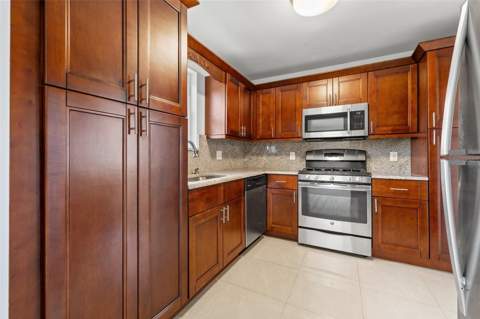 5660 80th Street #A208, St Petersburg FL - photo 14 of 33