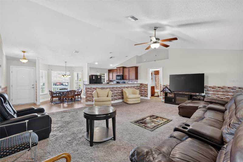 3 bedroom Single Family Residence at 702 Chelsea Avenue, Fruitland Park Chelseas Run, Fruitland Park — photo 4