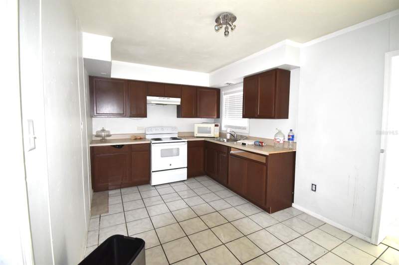 3 bedroom Single Family Residence at 204 Shore Drive, Oldsmar Revised Map, Oldsmar — photo 4