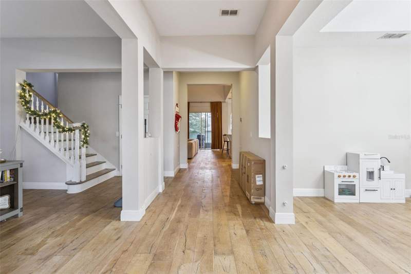 4 bedroom Single Family Residence at 3443 Tumbling River Drive, Clermont Hartwood Reserve Ph 02, Clermont — photo 2
