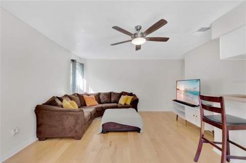 11296 Cypress Leaf Drive, Orlando FL - photo 15 of 41