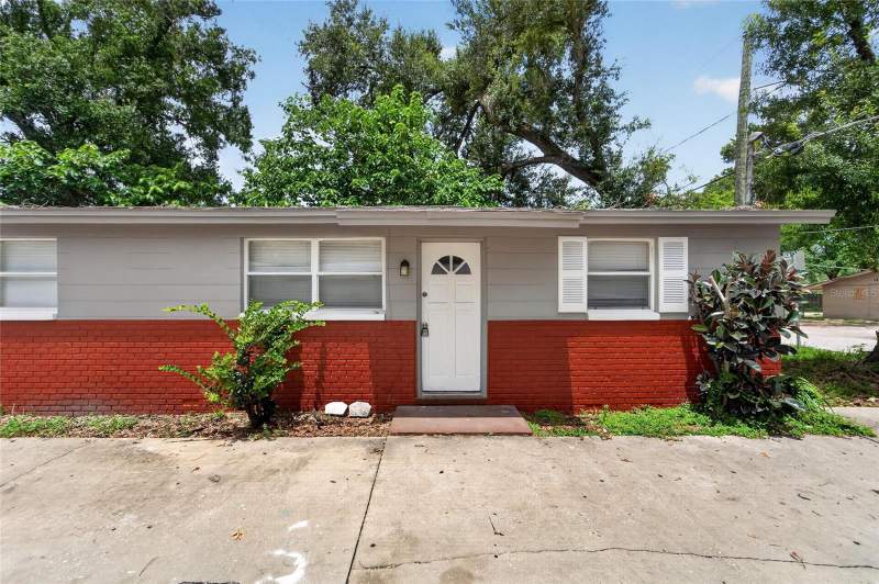 1703 E IDELL STREET home for sale in Fern Cliff