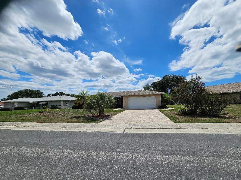 2 bedroom Single Family Residence at 708 Brannen Circle, Del Webbs Sun City Florida Un, Sun City Center — photo 2
