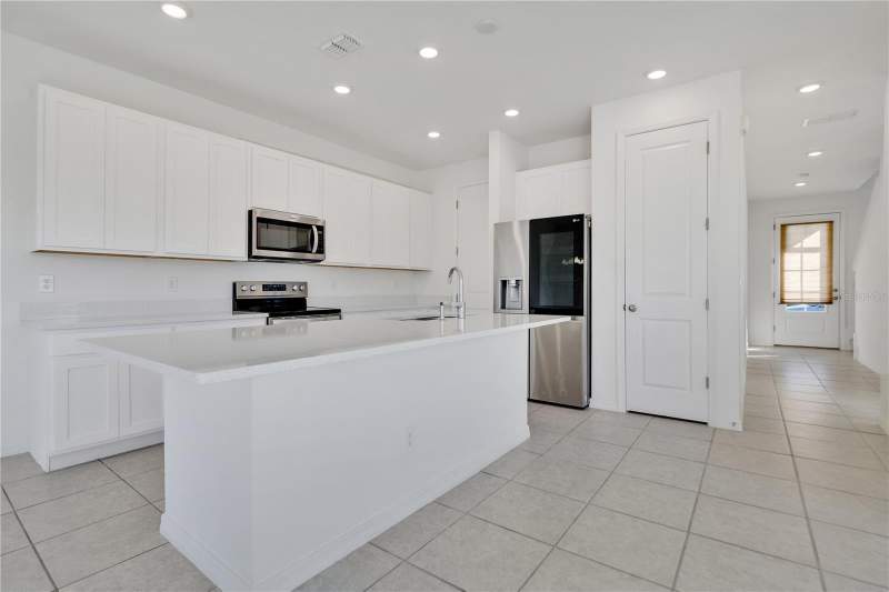 3 bedroom Townhouse at 1484 Discovery Street, Festival Ph 4, Davenport — photo 3