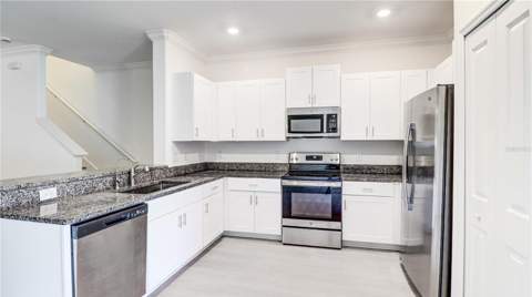 36427 Garden Wall Way, Zephyrhills FL - photo 18 of 63