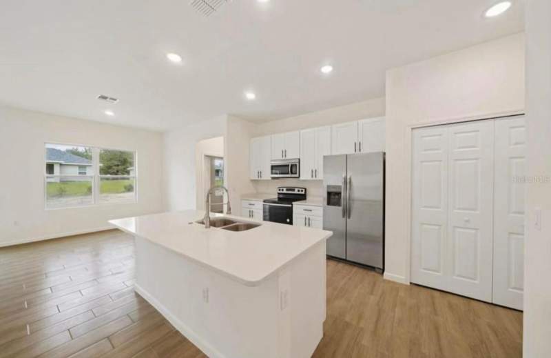 3 bedroom Single Family Residence at 1686 SW 168th Loop, Marion Oaks Un 4, Ocala — photo 3