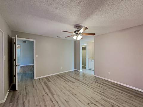 11532 Benbow Court, Orlando FL - photo 8 of 46