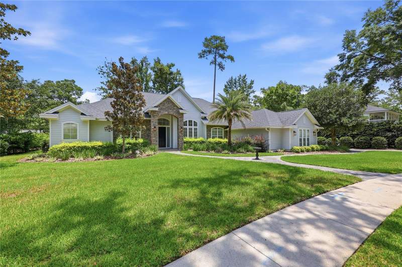 4 bedroom Single Family Residence at 5117 NW 55th Street, Millhopper Forest, Gainesville — photo 3