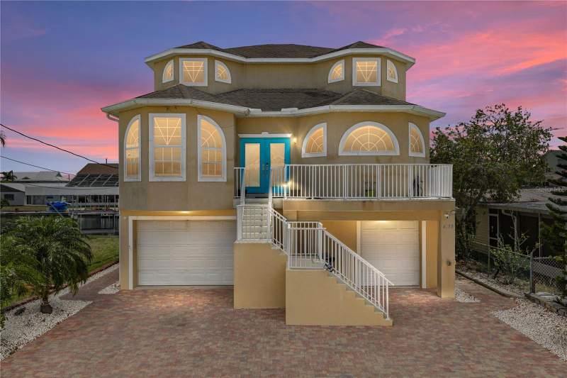 4178 DES PREZ COURT home for sale in Hernando Beach