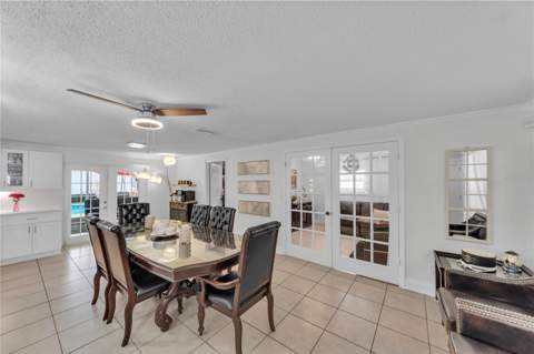 9043 Hickory Circle, Tampa FL - photo 24 of 36