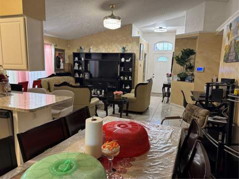 3407 Lake Tiny Circle, Orlando FL - photo 6 of 33