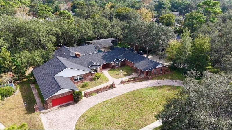 201 S SWEETWATER COVE BOULEVARD home for sale in Sweetwater Oaks