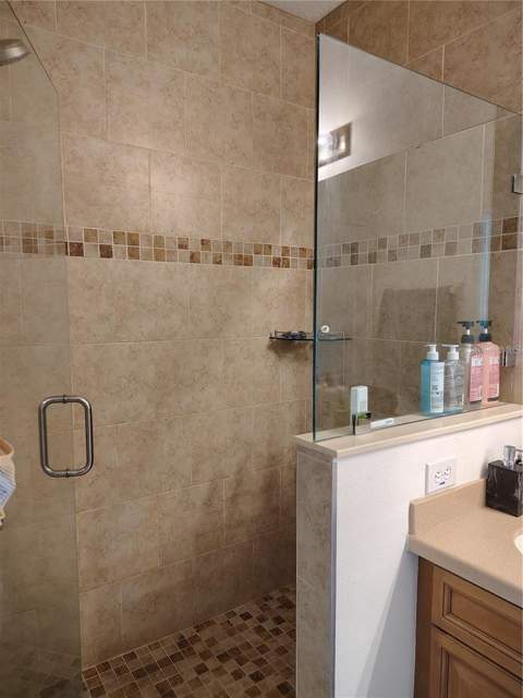 6043 Strada Isle Way, Orlando FL - photo 16 of 36