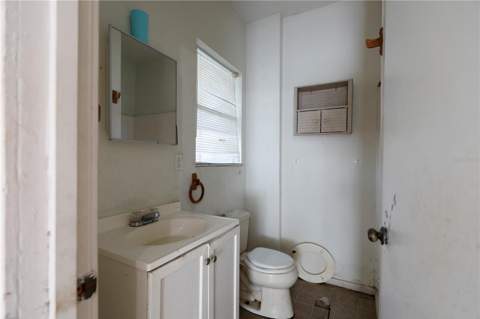 2747 Eaton Avenue, Lakeland FL - photo 16 of 32