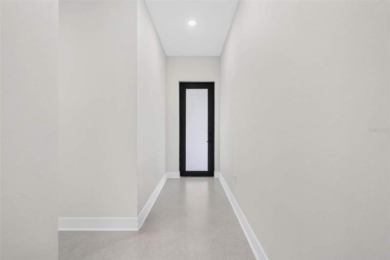 3 bedroom Single Family Residence at 2227 32nd Avenue, Rochester Heights, St Petersburg — photo 4