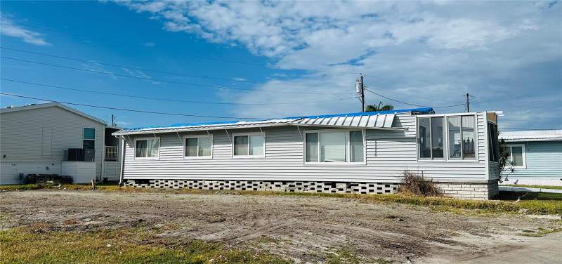 3 bedroom Mobile Home at 361 Tampico Drive, Tropic Isles Co-Op, Palmetto — photo 3