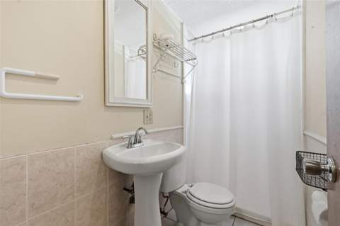 3226 Fairmount Drive, Holiday FL - photo 22 of 34