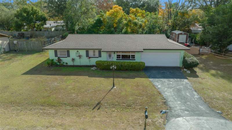 3 bedroom Single Family Residence at 2004 NE 52nd Street, Fore Acres First Add, Ocala — photo 2