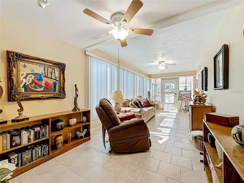 9826 SE 178th Lane, Summerfield FL - photo 9 of 21
