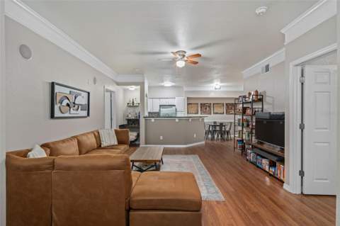 6663 Queens Borough Avenue #104, Orlando FL - photo 12 of 36