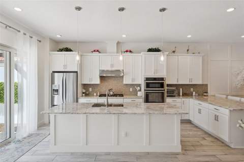 8932 Bismarck Palm Drive, Winter Garden FL - photo 12 of 51