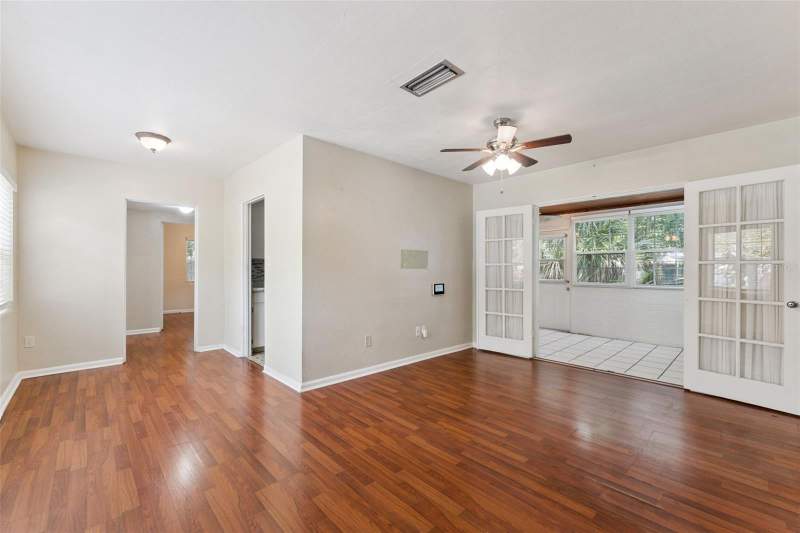 2 bedroom Single Family Residence at 1904 VALENCIA ROAD, FERN COURT SUB, ORLANDO — photo 4