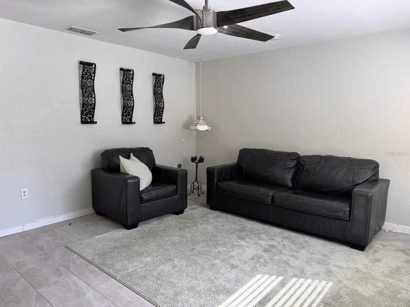 3 bedroom Condominium at 3414 NW 21st Drive #E4, Palmetto Villas, Gainesville — photo 3