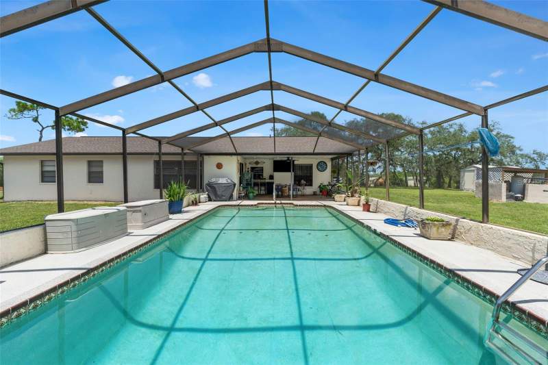 5 bedroom Single Family Residence at 13260 Taylor Street, Potterfield Garden Ac - G, Brooksville — photo 5