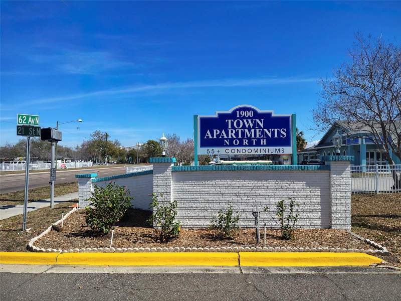 2 bedroom Condominium at 1950 59th Avenue #119, Town Apts Condo, St Petersburg — photo 2
