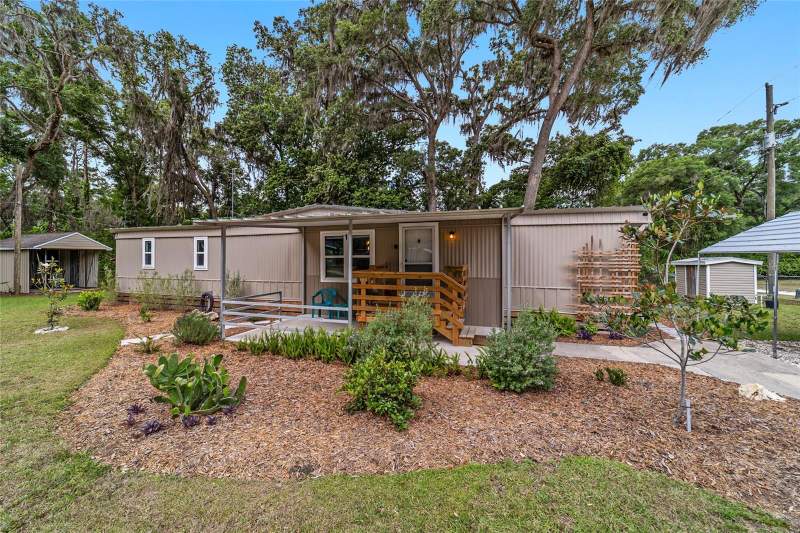 1 bedroom Manufactured Home at 3460 SE 131st Place, Belleview Heights Estate, Belleview — photo 2