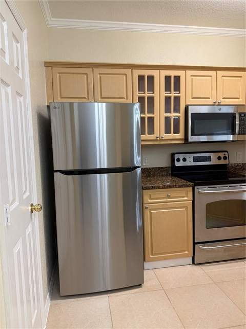 3725 Conroy Road #2127, Orlando FL - photo 11 of 30