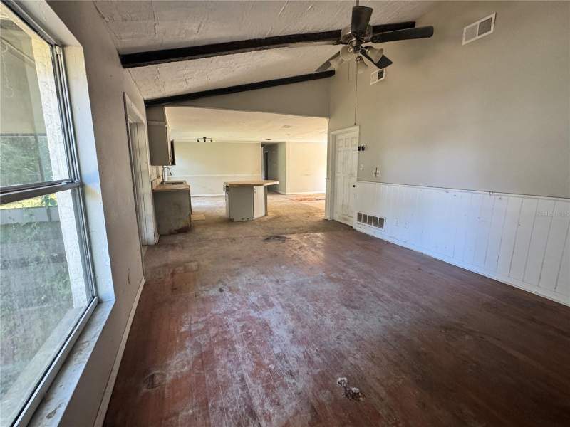 3 bedroom Single Family Residence at 477 Woodstock Drive, Woods Port Orange Unit 01, Port Orange — photo 5