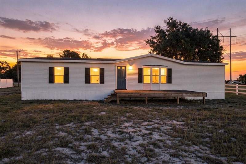 3 bedroom Manufactured Home at 5230 THORNHILL ROAD, SOUTHERN GARDENS REP, WINTER HAVEN — photo 1