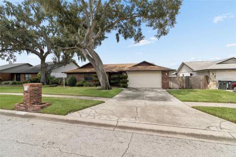 653 Timber Pond Drive, Brandon FL - photo 6 of 6