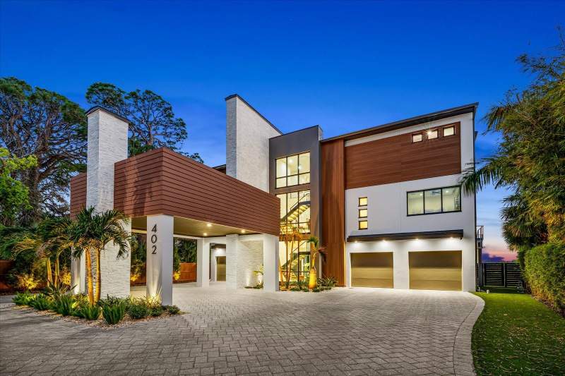5 bedroom Single Family Residence at 402 Hillsborough Street, Tomaqua, Palm Harbor — photo 4