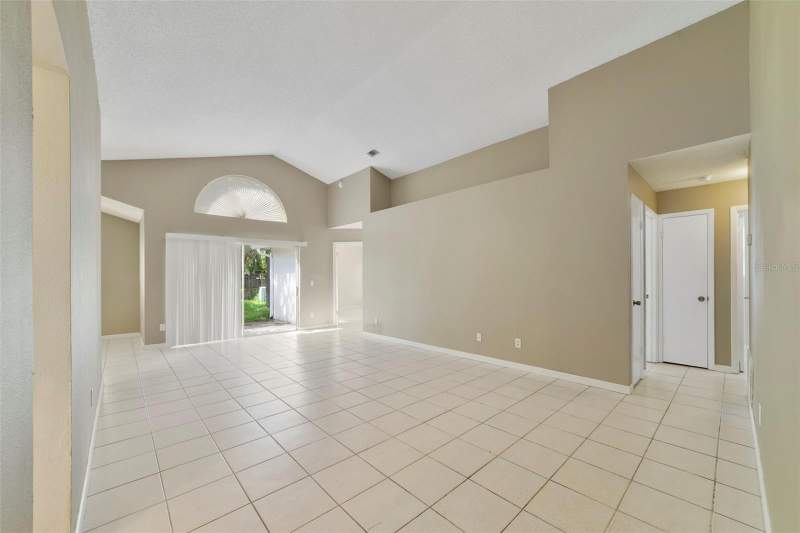 3 bedroom Single Family Residence at 713 Meadowside Court, Sylvan Pond, Orlando — photo 5