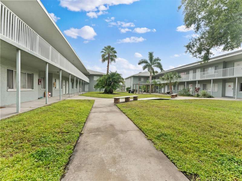 1 bedroom Condominium at 335 47th Avenue #244, Parklane Condo, St Petersburg — photo 5