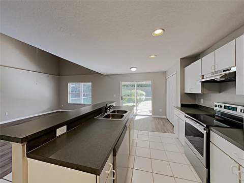 2184 Heathwood Circle, Orlando FL - photo 6 of 19
