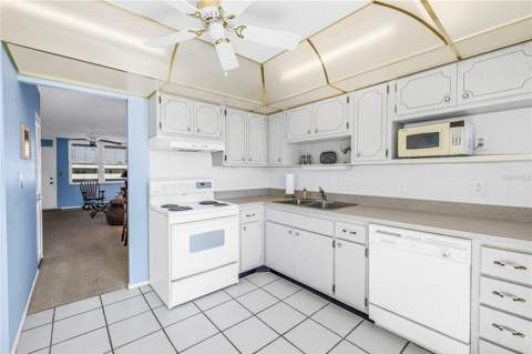 4715 Bay Street #320, St Petersburg FL - photo 15 of 33