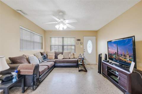 6017 Candlewood Lane, Orlando FL - photo 8 of 39