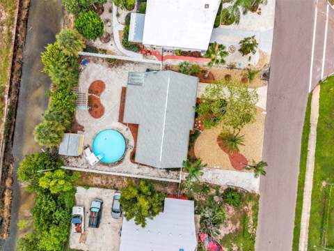 6235 Columbia Drive, Bradenton FL - photo 10 of 46