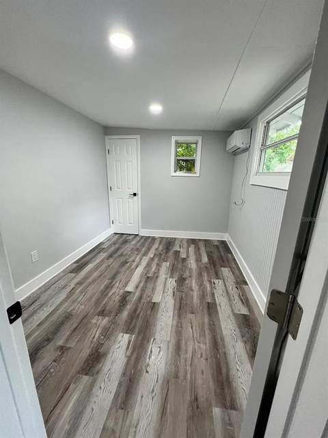 1021 E Cayuga Street, Tampa FL - photo 17 of 40